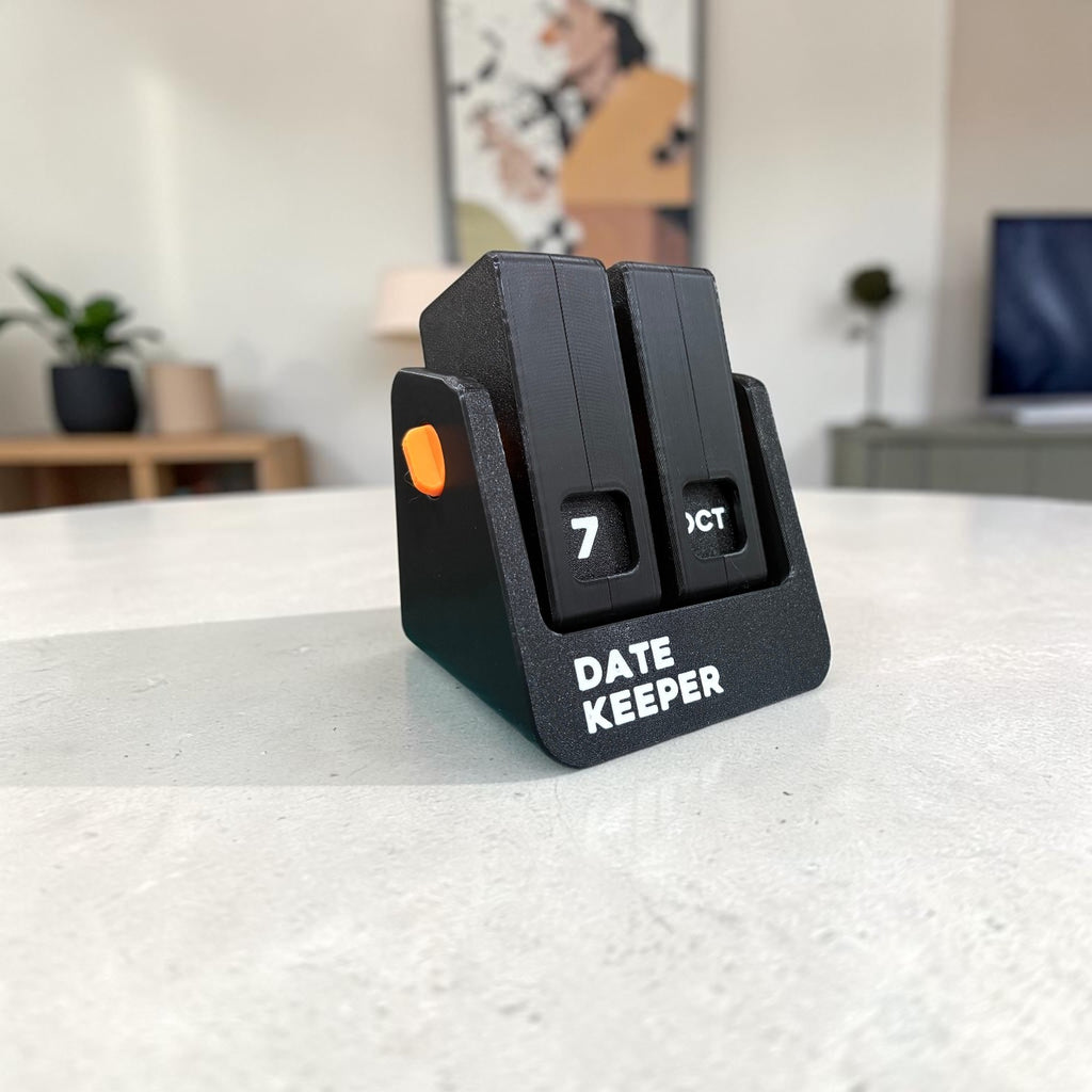 Perpetual Flip Calendar – 3D Printed Desk Calendar That Never Expires